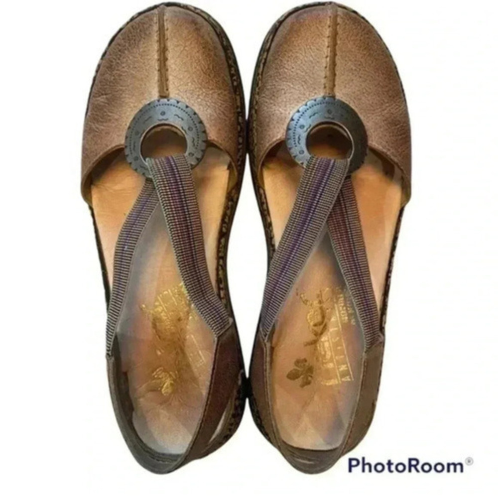 Rieker Antistress Daisy Medallion Beige Flat Sandals US 6
